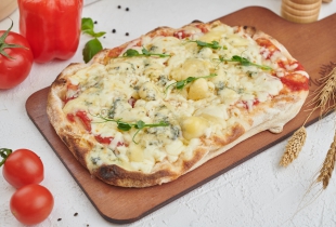 Пицца 4 сыра на римском тесте - Ресторан Мамуля - доставка вкусной еды в Екатеринбурге