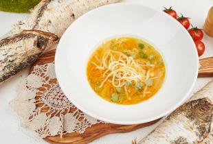 Суп куриный с лапшичкой - Ресторан Мамуля - доставка вкусной еды в Екатеринбурге