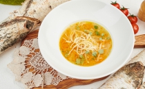 Суп куриный с домашней лапшой - Ресторан Мамуля - доставка вкусной еды в Екатеринбурге